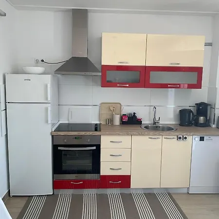 Mirela Apartamento
